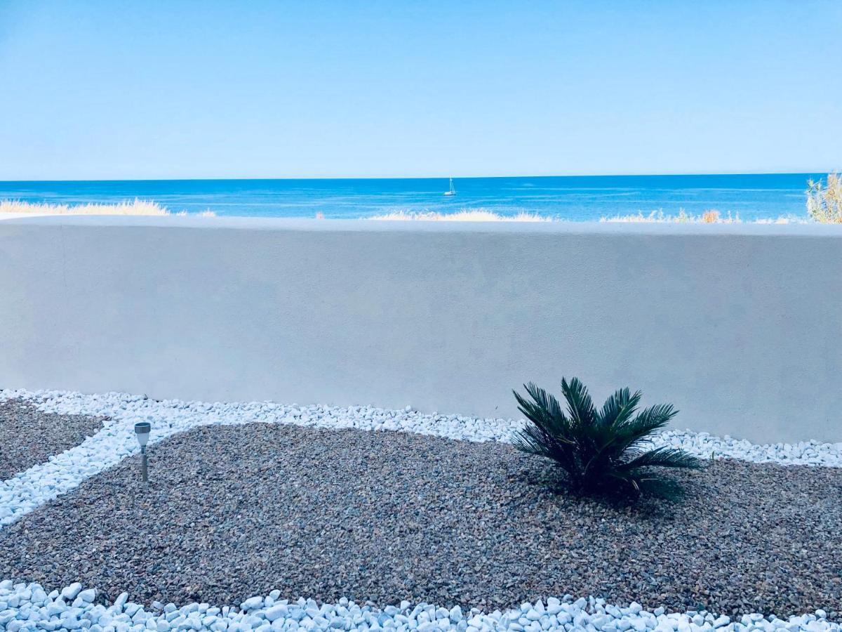 Apartment Tramonto Sea-Front Valledoria  Exterior foto
